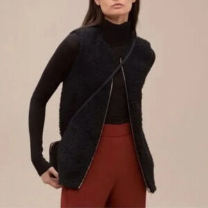 Aritzia Wilfred Chatou  Fuzzy Teddy Sherpa Vest Black Size Small